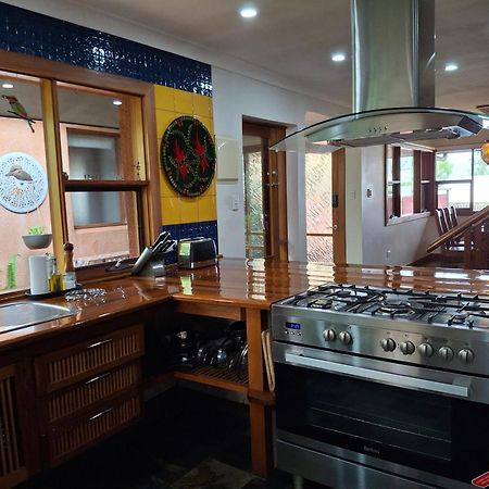 Wilmots On Dixon Bed & Breakfast อลิซสปริงส์ ภายนอก รูปภาพ